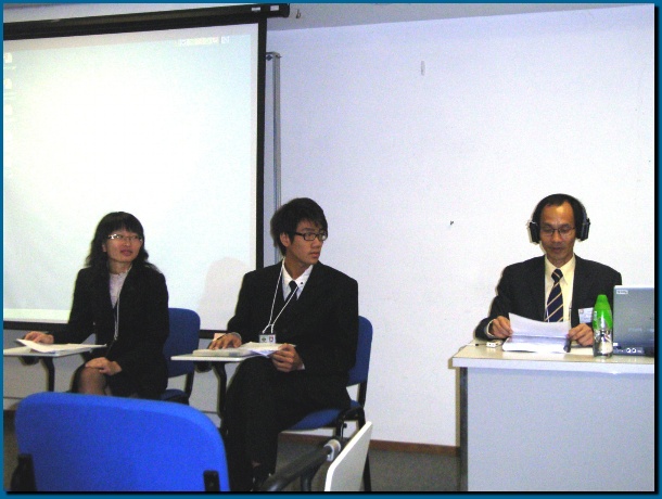 602x451 pixels (98K)